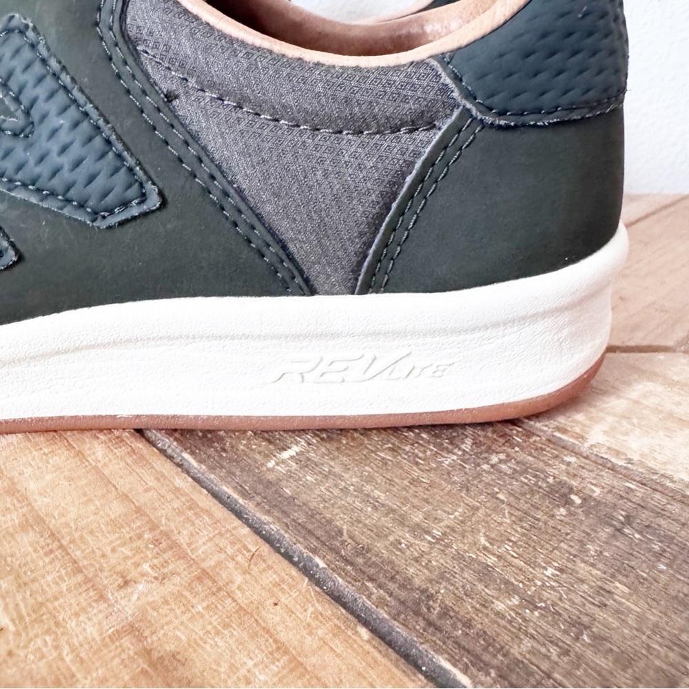 New Balance Green Serpent Sneakers - Picture 4 of 13